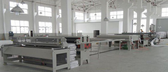 Plastik Izgara Makinesi için Otomatik PP / PE / PC Hollow Kurulu Üretim Hattı